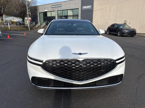 2025 Genesis G90 3.5T e-SC