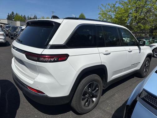 2023 Jeep Grand Cherokee 4xe Base