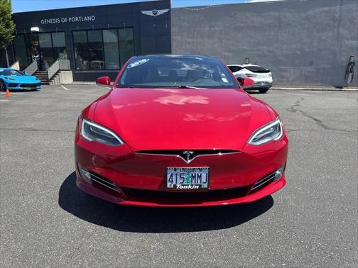 2016 Tesla Model S 90D