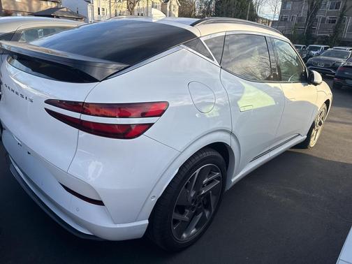 2026 Genesis GV60 Advanced AWD