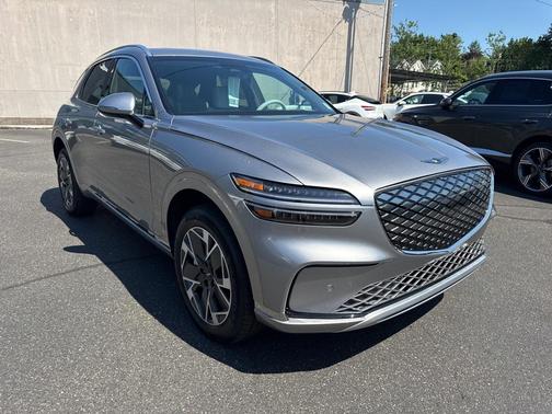 2026 Genesis Electrified GV70 Standard