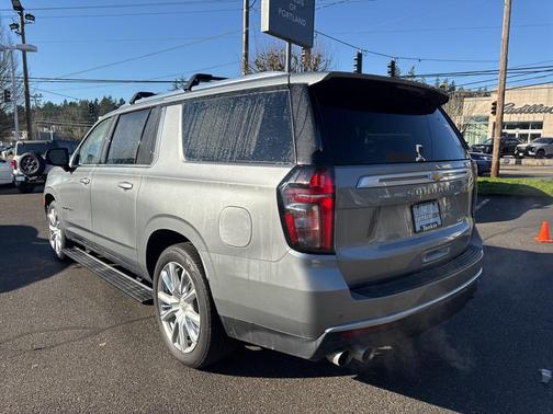 2024 Chevrolet Suburban 4WD High Country