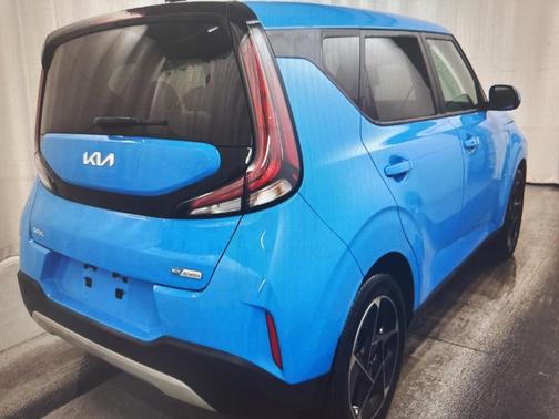 2023 Kia Soul EX