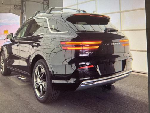 2025 Genesis Electrified GV70 Advanced AWD