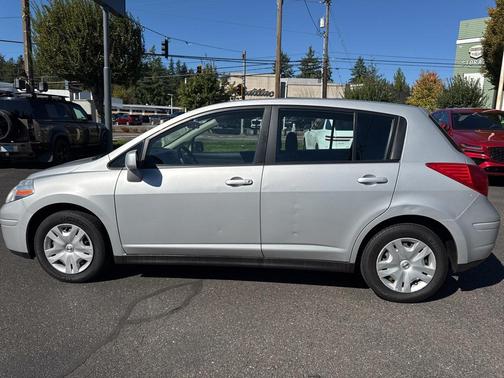 2012 Nissan Versa 1.8 S