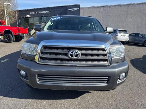 2017 Toyota Sequoia SR5