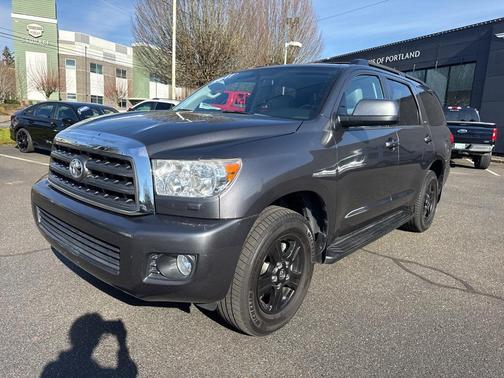 2017 Toyota Sequoia SR5