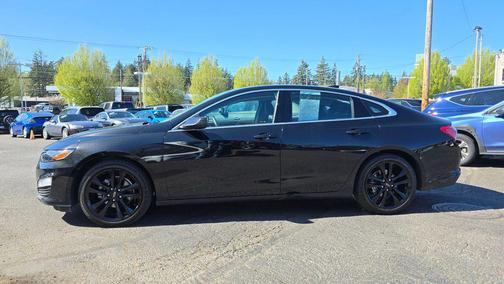 Mosaic Black Metallic 2024 Chevrolet Malibu 1LT