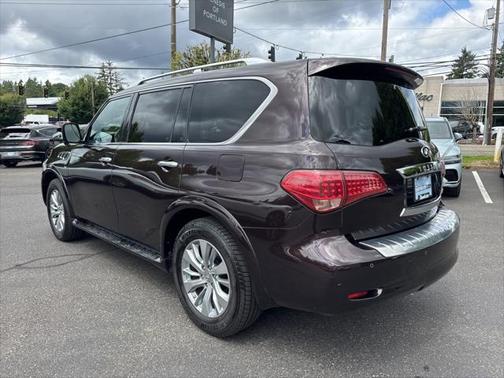 2016 INFINITI QX80 Base