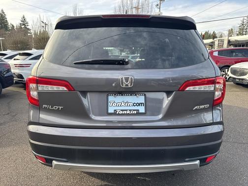 2022 Honda Pilot AWD Black Edition