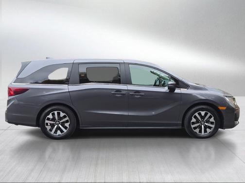 Gray 2025 Honda Odyssey EX-L