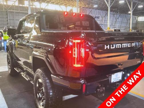 2024 GMC HUMMER EV Pickup 2X