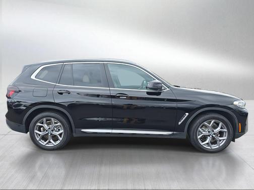 Black Sapphire Metallic 2024 BMW X3 xDrive30i