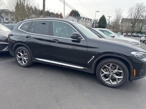 Black Sapphire Metallic 2024 BMW X3 xDrive30i