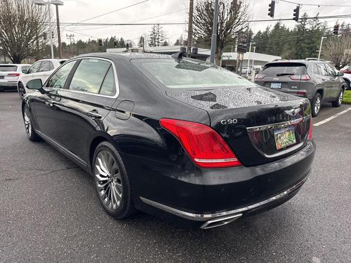 2017 Genesis G90 Premium