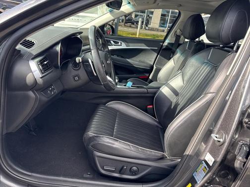 2019 Genesis G70 2.0T Advanced