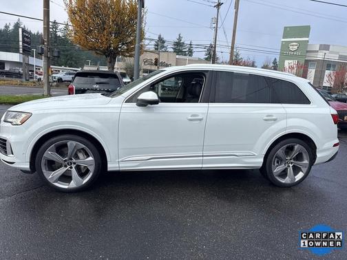 2021 Audi Q7 55 Prestige