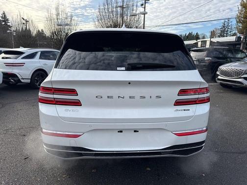 Uyuni White 2026 Genesis GV80 3.5T