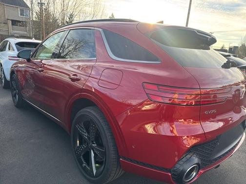 2025 Genesis GV70 2.5T AWD