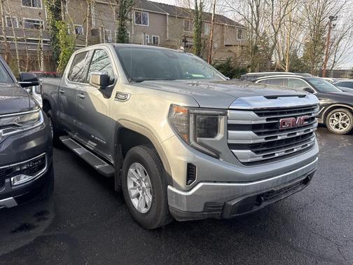 2025 GMC Sierra 1500 SLE