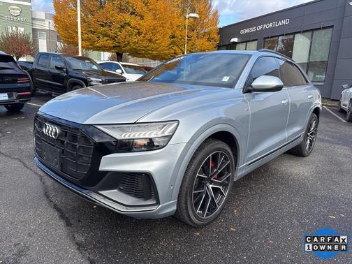 2023 Audi Q8 55 Premium Plus