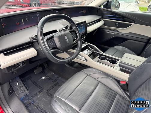 2024 Lincoln Nautilus Reserve