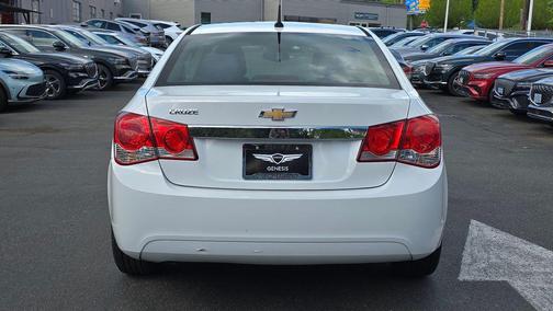 Summit White 2014 Chevrolet Cruze LS