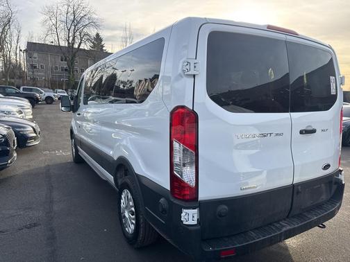 2024 Ford Transit-350 XLT