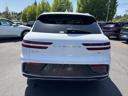 2026 Genesis GV70 2.5T Select