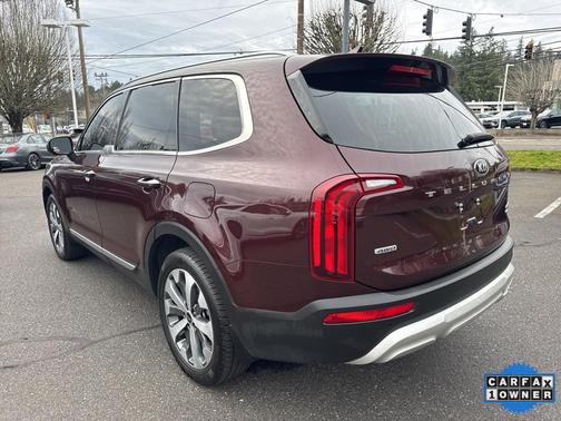 2020 Kia Telluride S