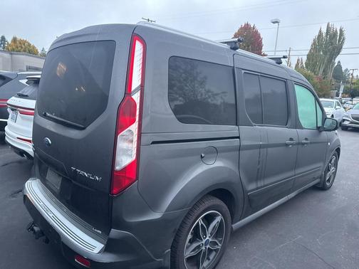 2017 Ford Transit Connect Titanium w/Rear Liftgate
