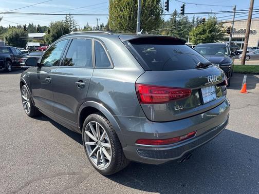2018 Audi Q3 2.0T Premium Plus