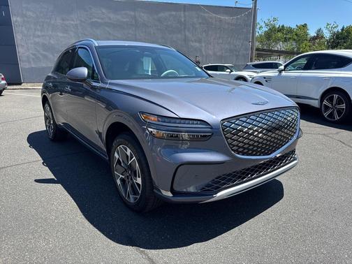 2026 Genesis Electrified GV70 Standard