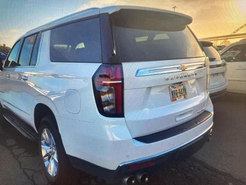 2023 Chevrolet Suburban Premier