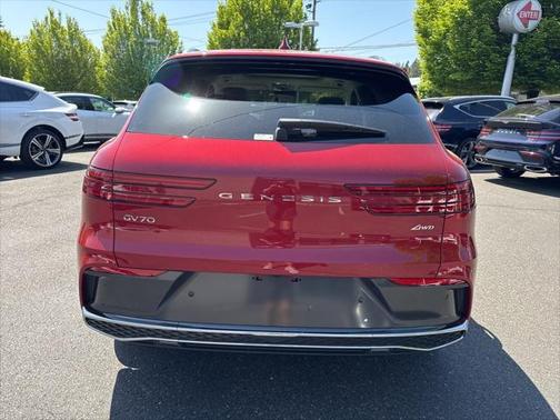 2026 Genesis GV70 2.5T Advanced