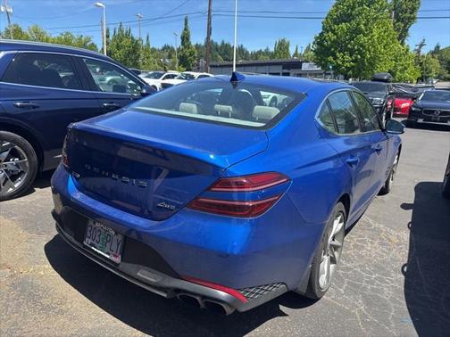 2022 Genesis G70 2.0T AWD