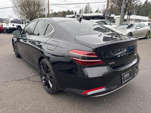 2023 Genesis G70 2.0T AWD
