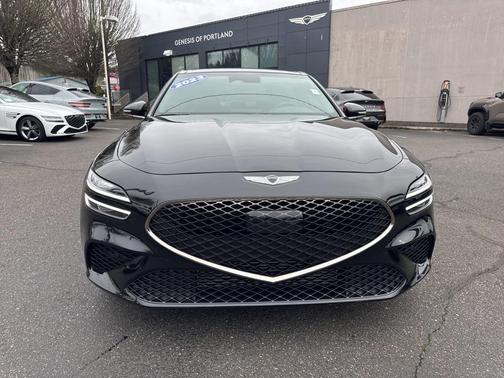 2023 Genesis G70 2.0T AWD