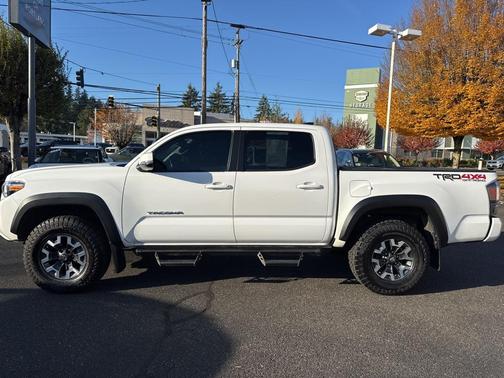 2022 Toyota Tacoma TRD Off Road
