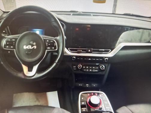 2022 Kia Niro EV EX