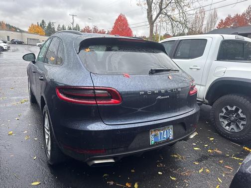 2017 Porsche Macan Base