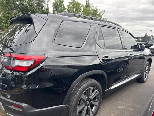 2024 Honda Pilot Elite