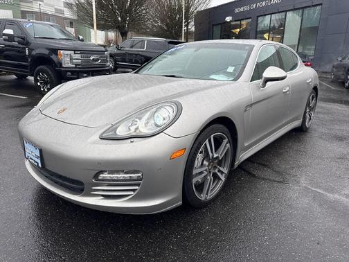 2012 Porsche Panamera 4S