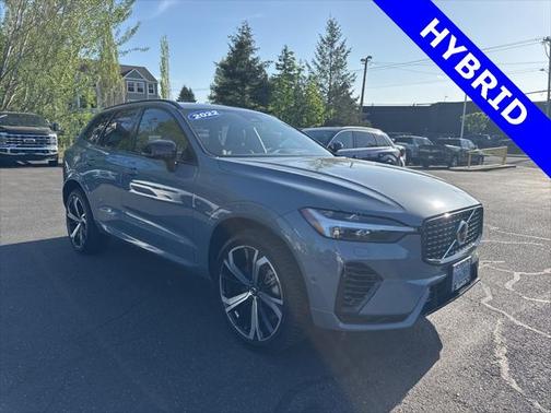 2022 Volvo XC60 Recharge Plug-In Hybrid T8 R-Design