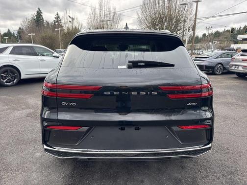 Vik Black 2026 Genesis GV70 2.5T Advanced