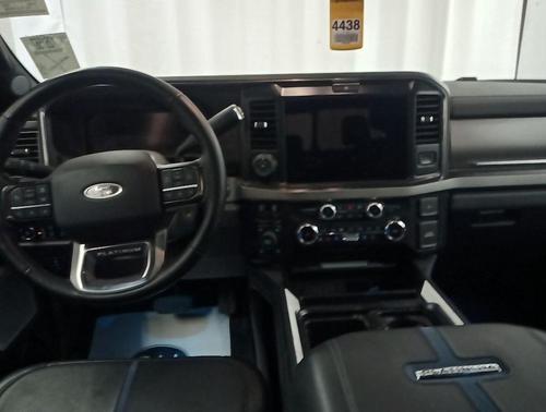 2025 Ford F-350 Platinum