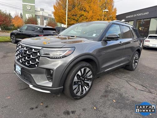 2025 Ford Explorer Platinum