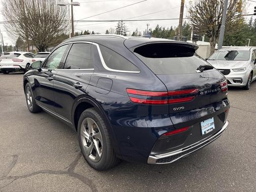2026 Genesis GV70 2.5T Advanced