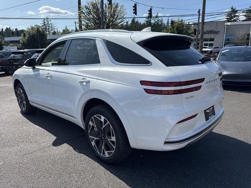 2026 Genesis Electrified GV70 Standard