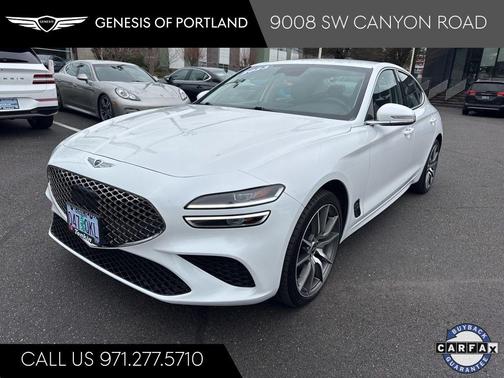 Uyuni White 2023 Genesis G70 2.0T AWD